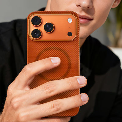 Θήκη κινητού Premium Aramid Carbon Fiber με Μεταλλικό Πλαίσιο για iPhone 17 Pro Max