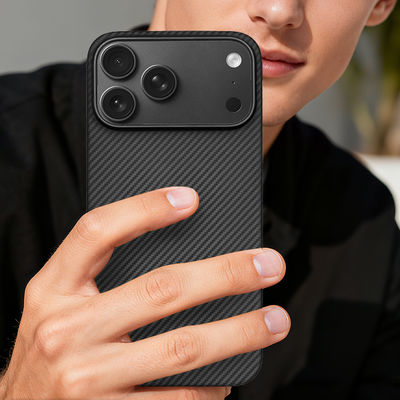 Προσαρμοσμένο κάλυμμα κινητού από ανθρακονήματα αραμιδίου με μεταλλικό πλαίσιο για iPhone 17 Pro Max